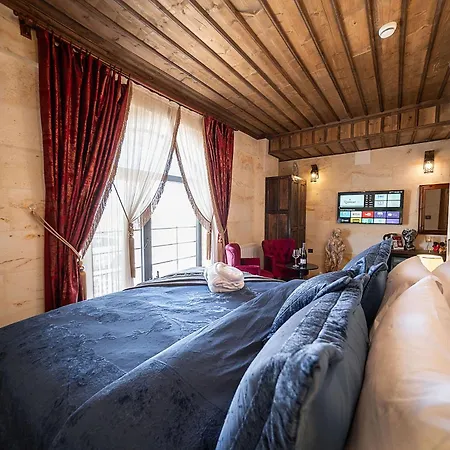 Abra Stone House 3*