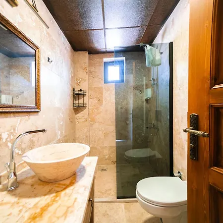 Abra Stone House Bed & Breakfast