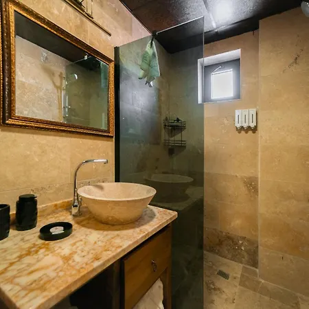Bed & Breakfast Abra Stone House