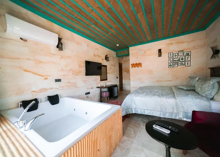 住宿加早餐酒店 Abra Stone House 内夫谢希尔